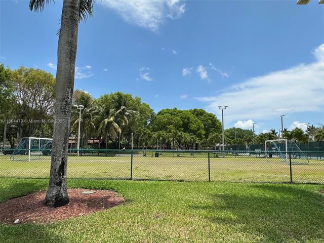11351 NW 64th Ter, Doral, FL 33178