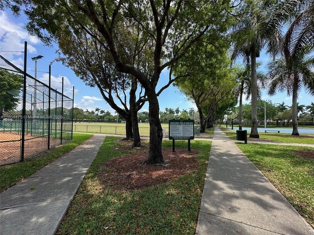 11351 NW 64th Ter, Doral, FL 33178