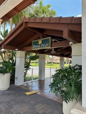 11351 NW 64th Ter, Doral, FL 33178