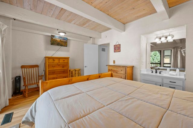 861 Thrush Drive 13, Big Bear, CA 92315