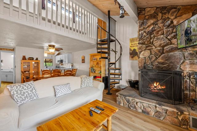 861 Thrush Drive 13, Big Bear, CA 92315