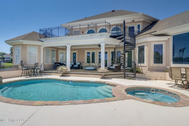 2001 Claudette Court, Biloxi, MS 39531
