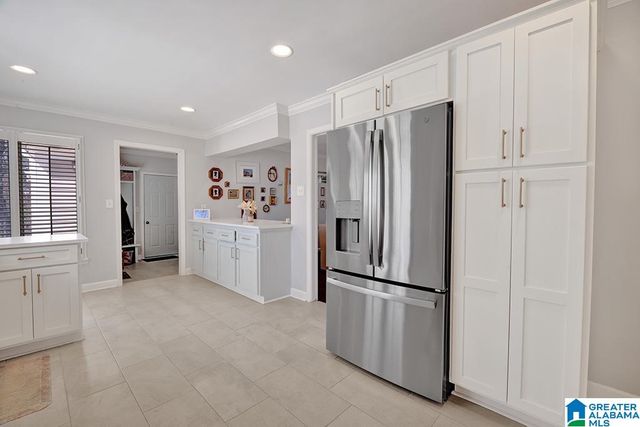 949 MOUNTAIN OAKS DRIVE, Hoover, AL 35226