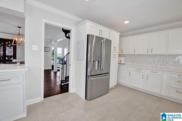 949 MOUNTAIN OAKS DRIVE, Hoover, AL 35226