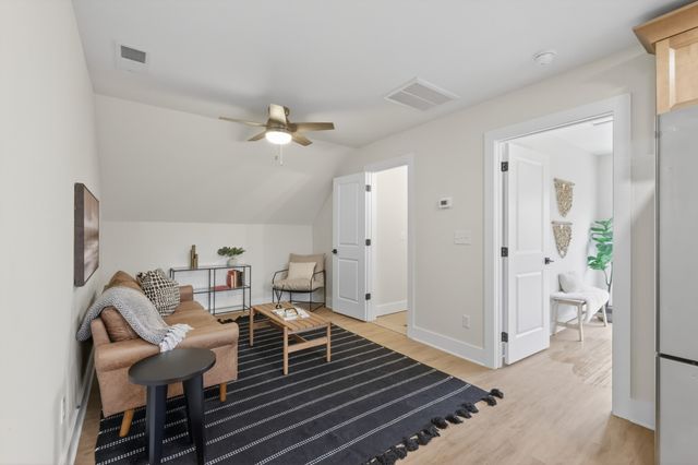 1129 Sharpe Ave, Nashville, TN 37206