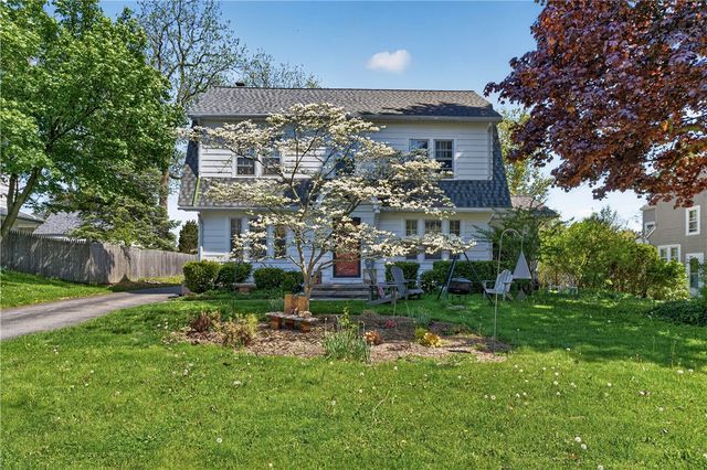 370 Susquehanna Road, Brighton, NY 14618