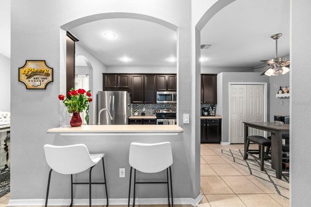 10207 AVELAR RIDGE DRIVE, Riverview, FL 33578