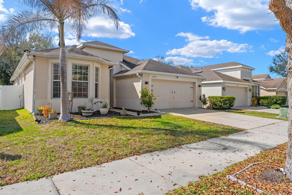10207 AVELAR RIDGE DRIVE, Riverview, FL 33578