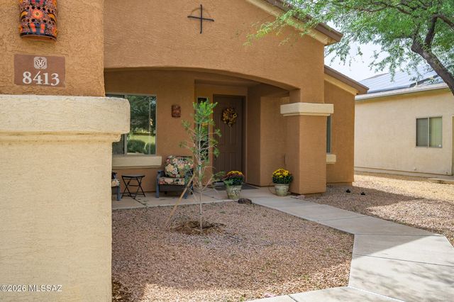8413 W Calle Sancho Panza, Tucson, AZ 85757