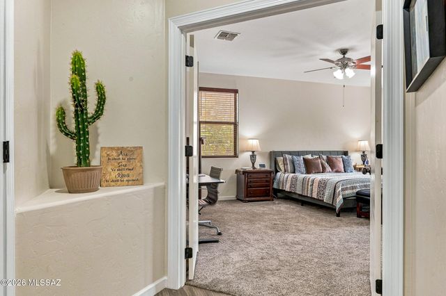 8413 W Calle Sancho Panza, Tucson, AZ 85757