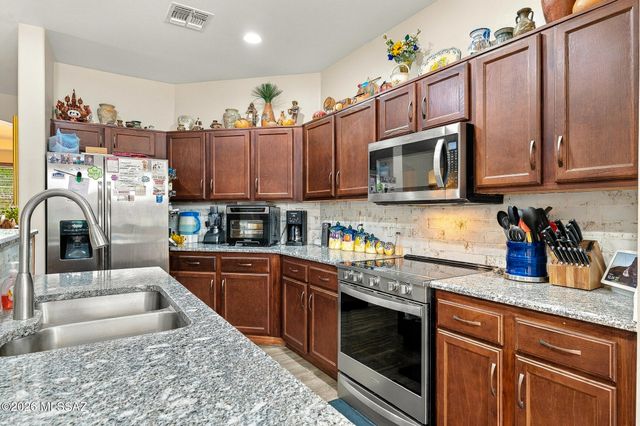8413 W Calle Sancho Panza, Tucson, AZ 85757