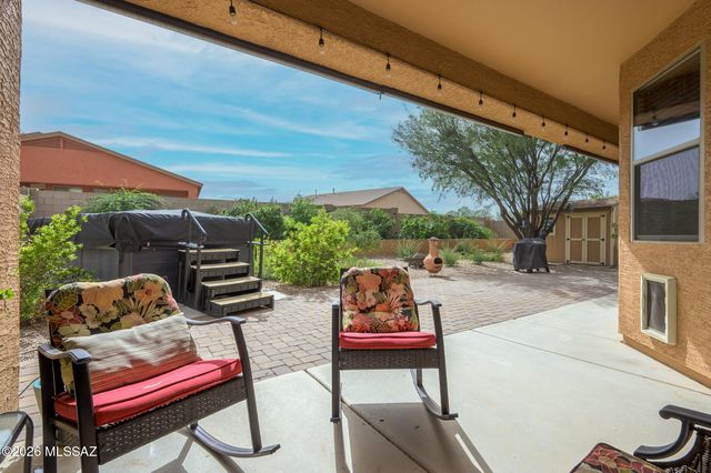 8413 W Calle Sancho Panza, Tucson, AZ 85757