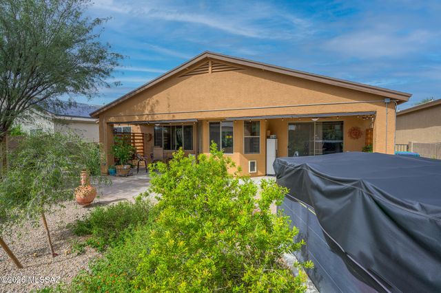 8413 W Calle Sancho Panza, Tucson, AZ 85757