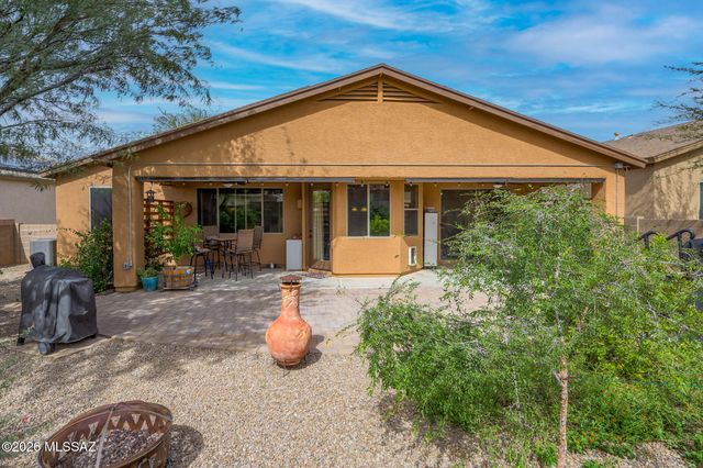 8413 W Calle Sancho Panza, Tucson, AZ 85757