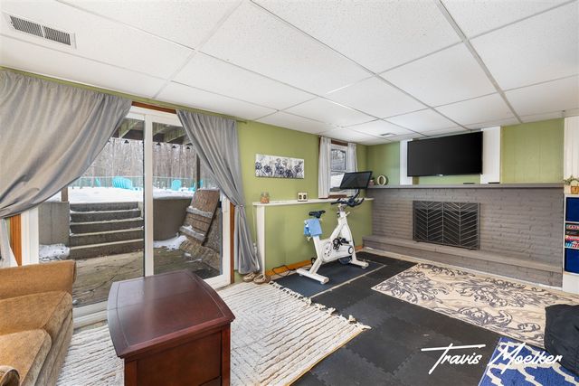 2953 Willow Creek Drive, Grandville, MI 49418