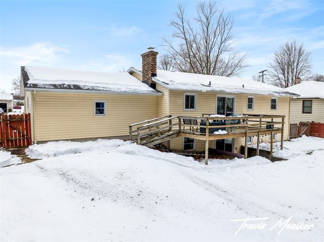 2953 Willow Creek Drive, Grandville, MI 49418