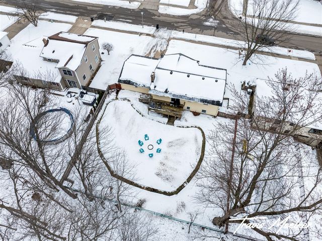 2953 Willow Creek Drive, Grandville, MI 49418