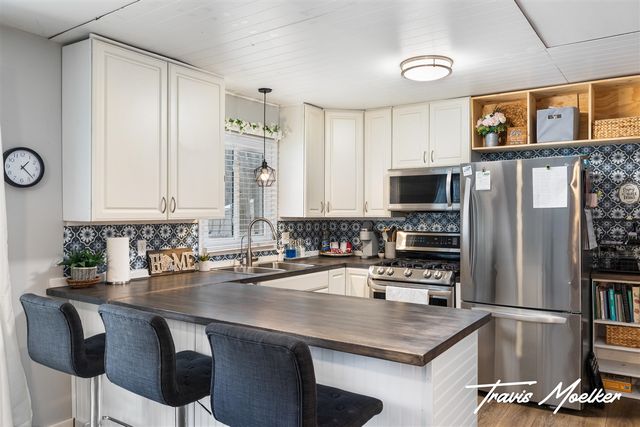 2953 Willow Creek Drive, Grandville, MI 49418