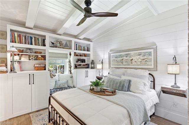 840 Myrtle TER, Naples, FL 34103