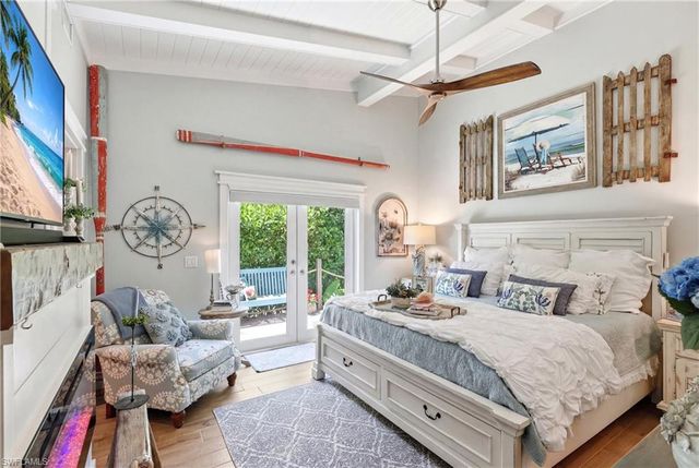 840 Myrtle TER, Naples, FL 34103