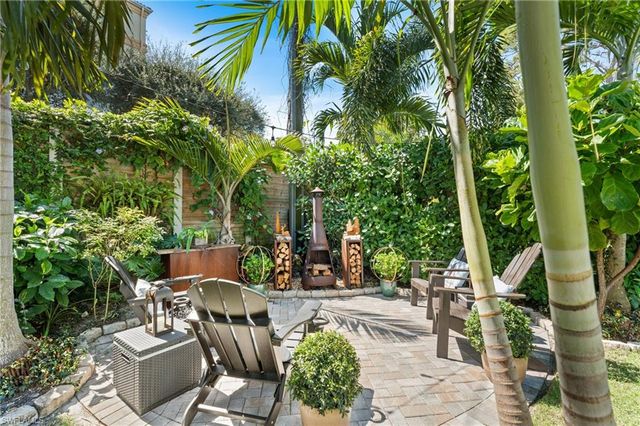 840 Myrtle TER, Naples, FL 34103