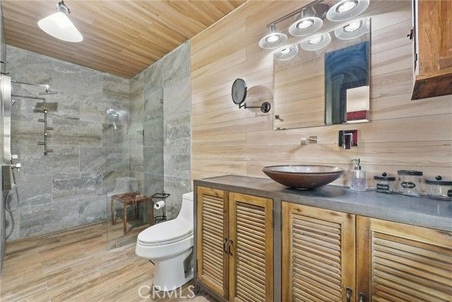 26355 Walnut Hills Dr AKA 276 Augusta Court, Lake Arrowhead, CA 92352