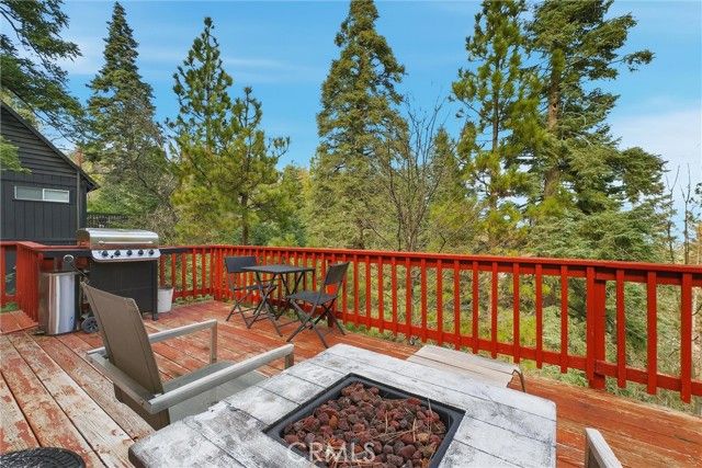 26355 Walnut Hills Dr AKA 276 Augusta Court, Lake Arrowhead, CA 92352