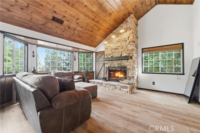 26355 Walnut Hills Dr AKA 276 Augusta Court, Lake Arrowhead, CA 92352