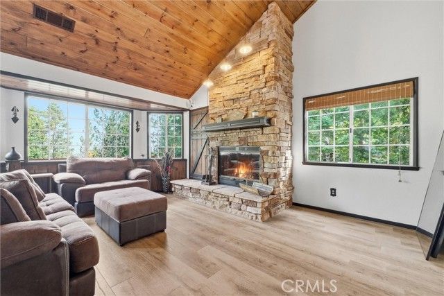 26355 Walnut Hills Dr AKA 276 Augusta Court, Lake Arrowhead, CA 92352