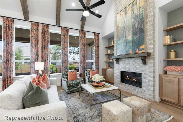 18721 Hepburn, Conroe, TX 77302