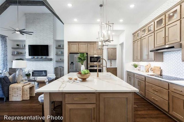 18721 Hepburn, Conroe, TX 77302