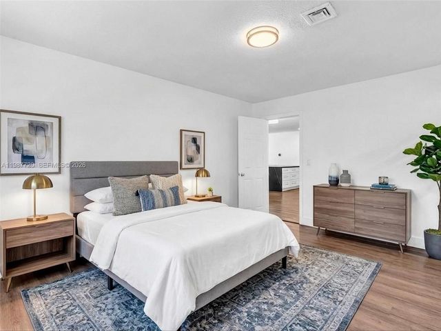 3193 Taft St, Hollywood, FL 33021