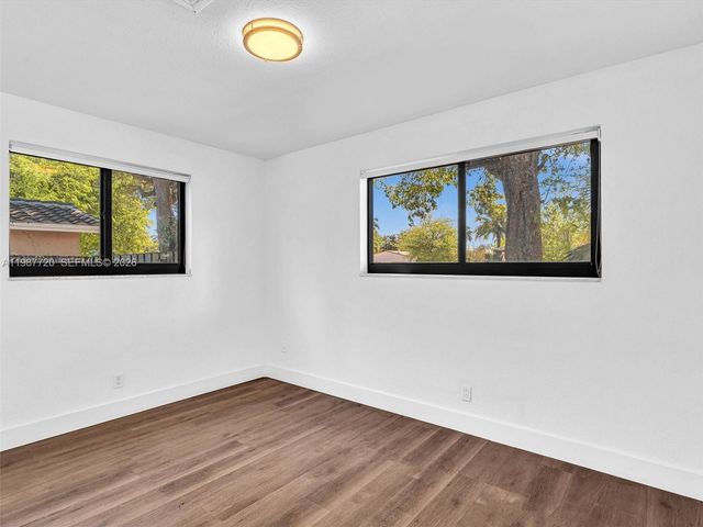 3193 Taft St, Hollywood, FL 33021