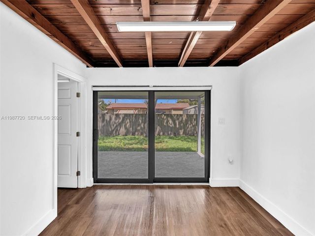 3193 Taft St, Hollywood, FL 33021