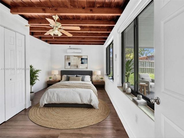 3193 Taft St, Hollywood, FL 33021