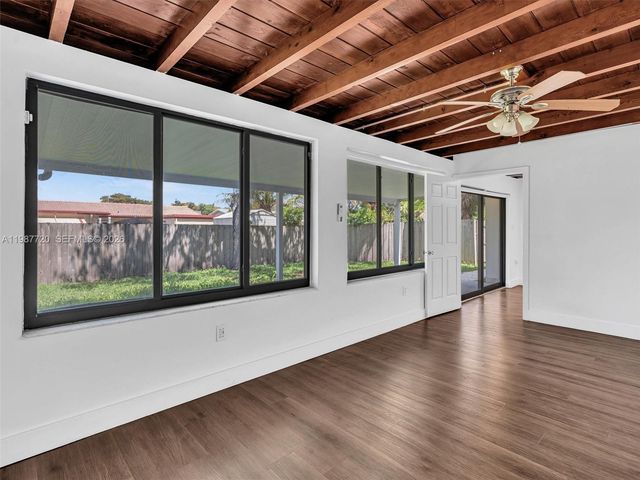 3193 Taft St, Hollywood, FL 33021