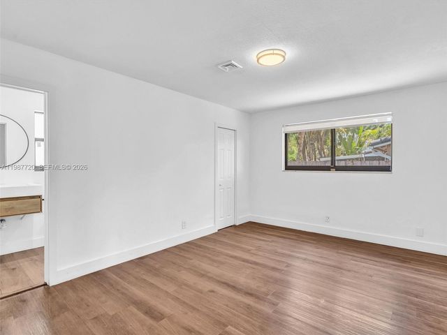 3193 Taft St, Hollywood, FL 33021