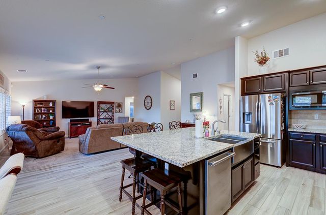 391 Maclure Avenue W, Madera, CA 93636