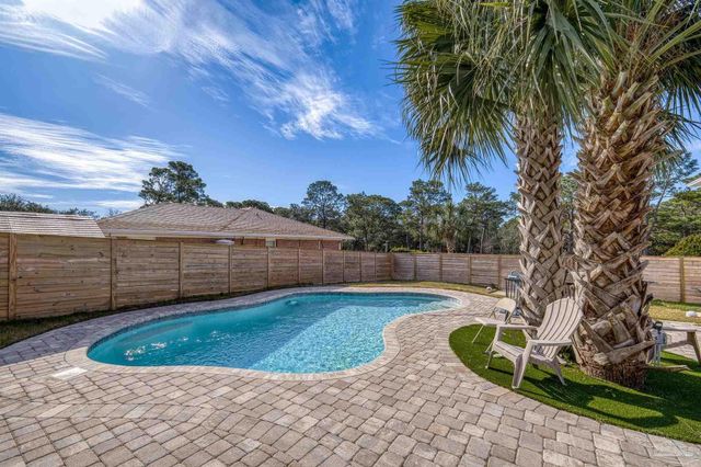 4401 N 12th Ave, Pensacola, FL 32503