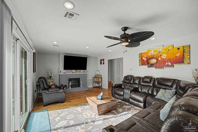 4401 N 12th Ave, Pensacola, FL 32503