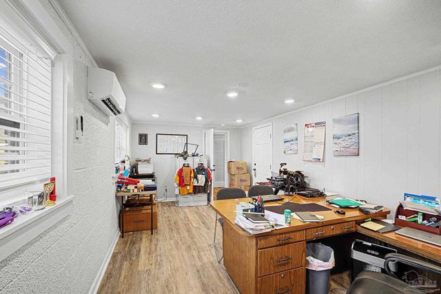 4401 N 12th Ave, Pensacola, FL 32503