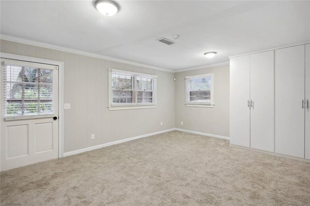 2120 Meadowbrook Lane SE, Marietta, GA 30067