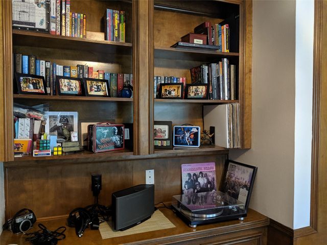 14834 La Rana Dr, Houston, TX 77083