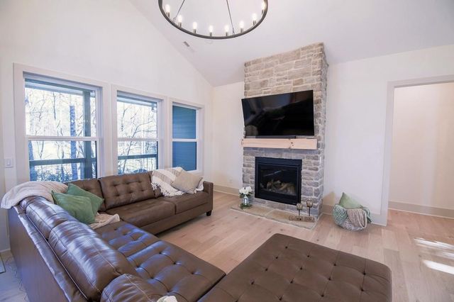 167 Happy Valley Lane, Morganton, GA 30560