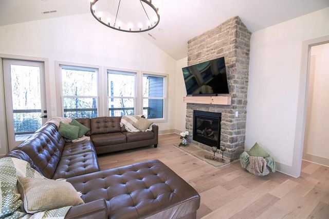 167 Happy Valley Lane, Morganton, GA 30560