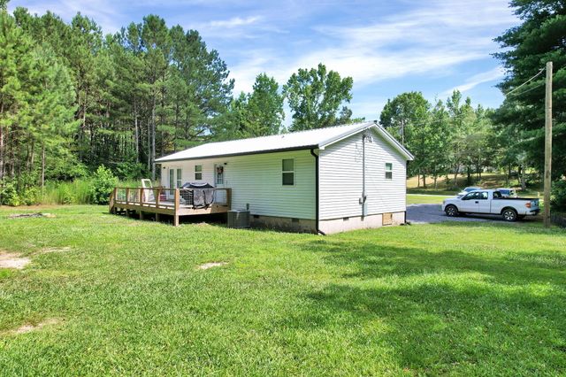 2854 Halls Valley Road, Trion, GA 30753