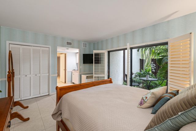 13362 Polo Road W B102, Wellington, FL 33414