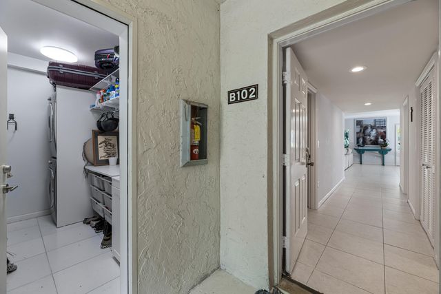 13362 Polo Road W B102, Wellington, FL 33414