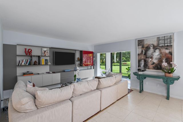 13362 Polo Road W B102, Wellington, FL 33414