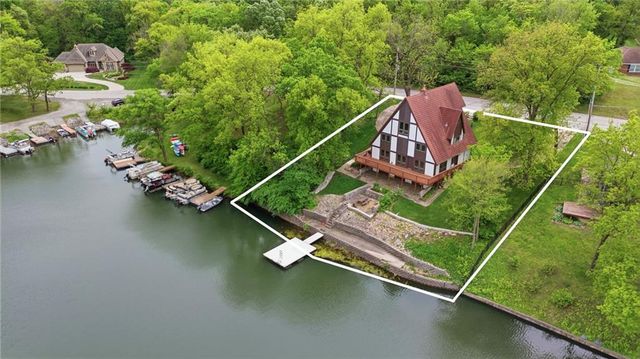 7616 NW Eastside Drive, Weatherby Lake, MO 64152